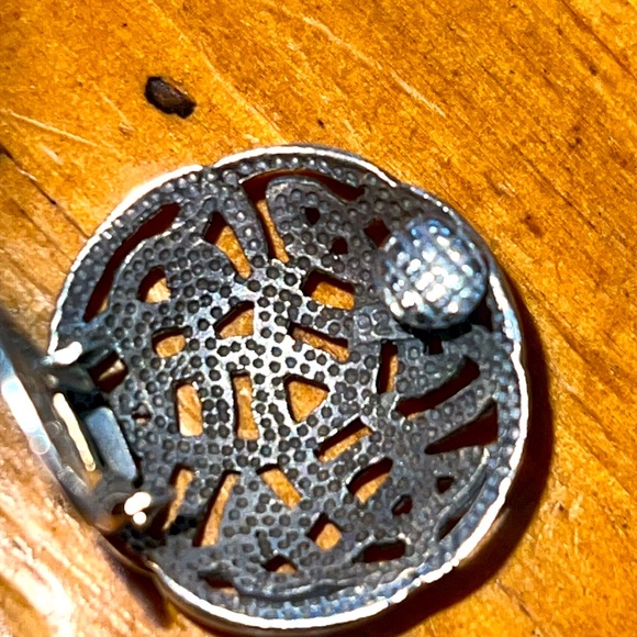 Sterling silver Celtic Knot Clip-on Earings - Picture 5 of 11